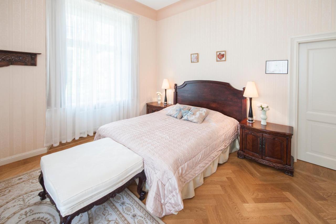 Malpils Manor Hotel Bagian luar foto